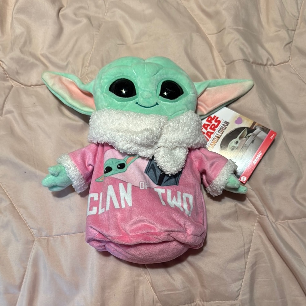 Star Wars Baby Yoda Valentines Plush Toy